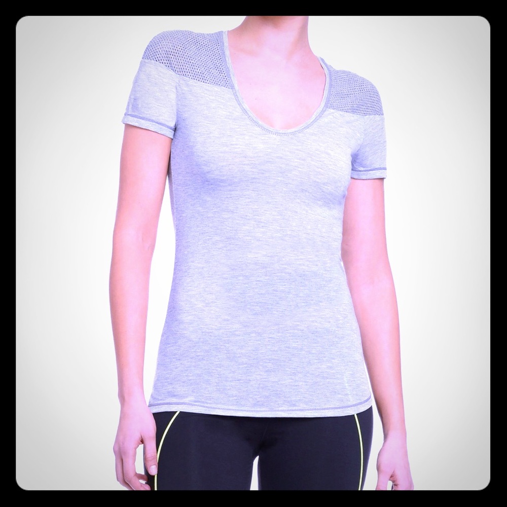 ✨HP✨*RARE* Super Soft Slim Tee with Mesh Shoulder